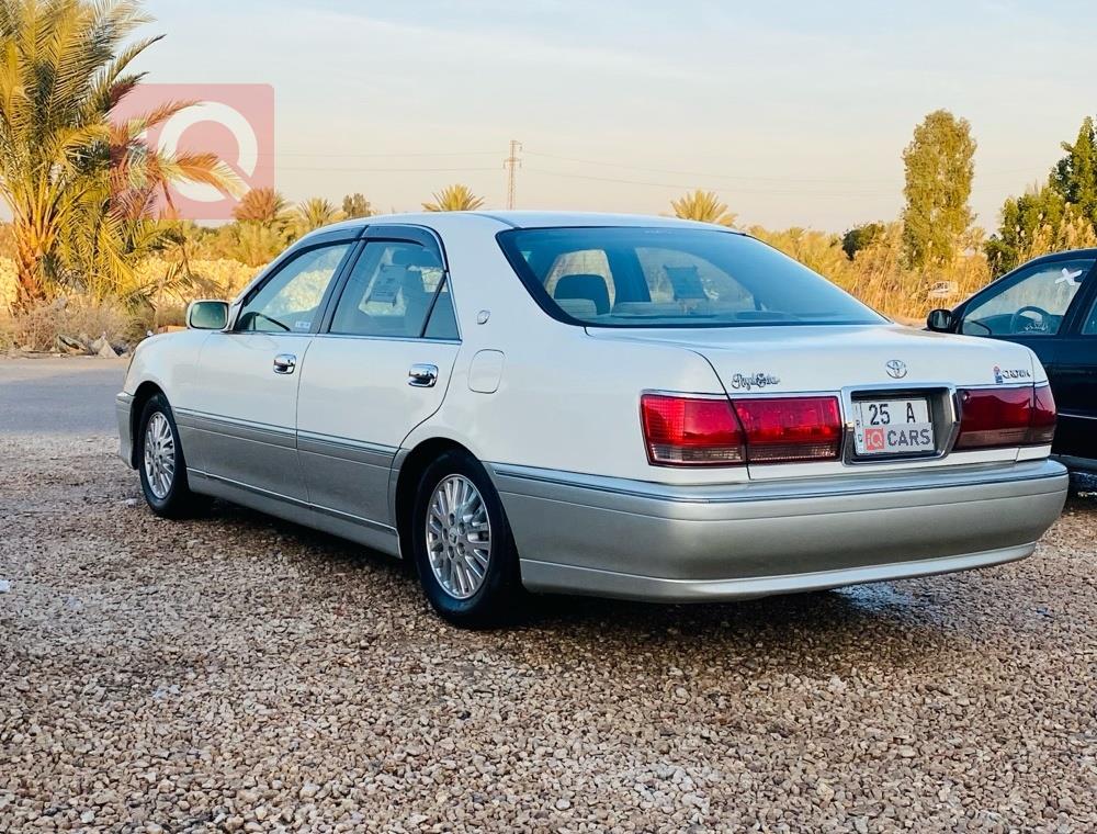 تويوتا كراون